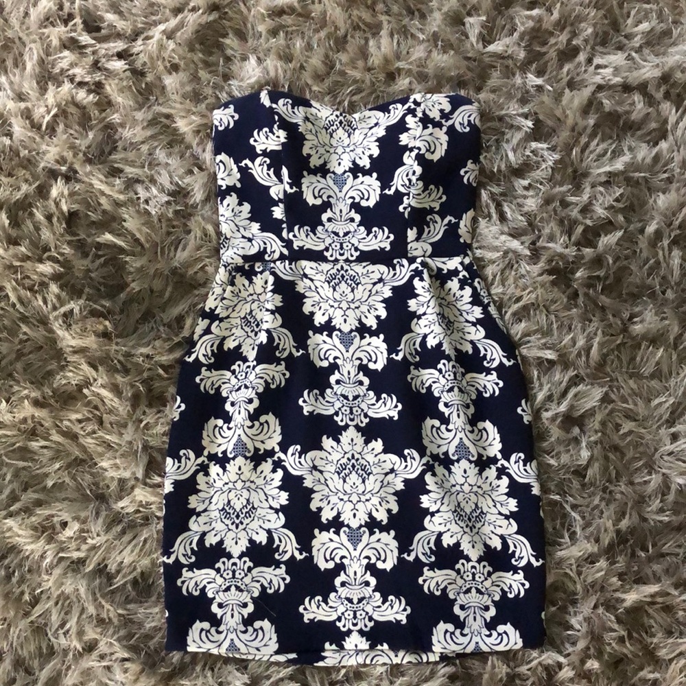 Strapless dress